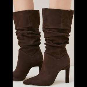 Nine West shiryl 9.5 US suede block heel scrunch boots 4”nice 15” at calf